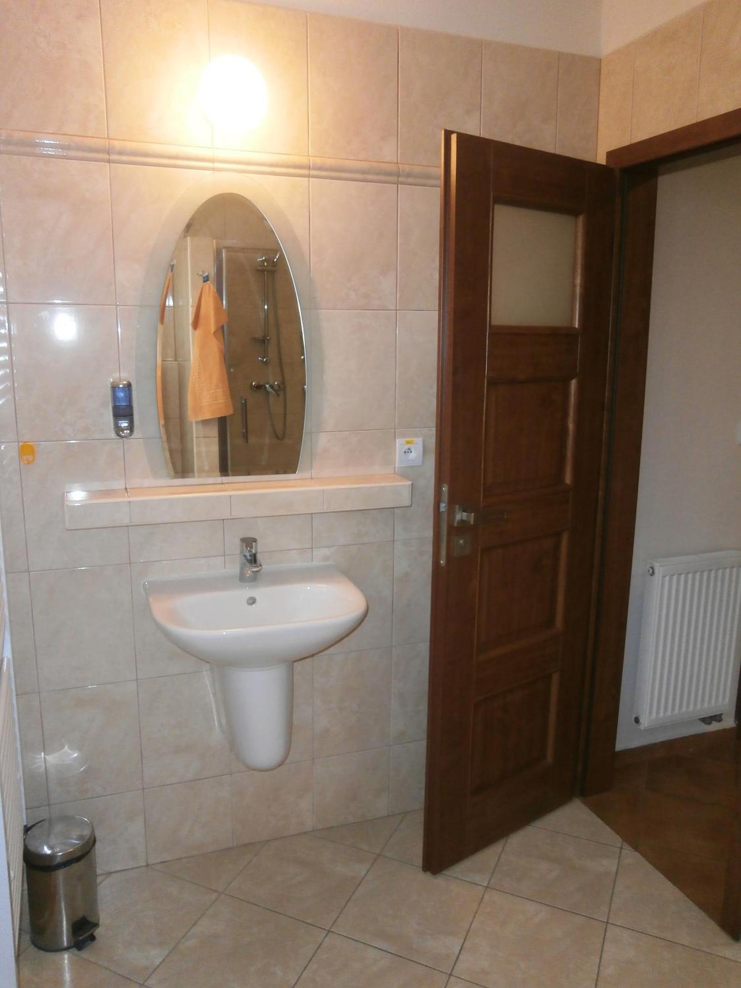 Hotel Flora Bešeňová Rom bilde