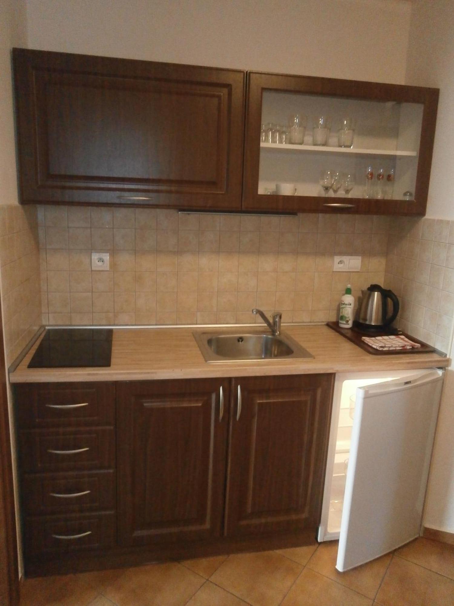 Hotel Flora Bešeňová Rom bilde